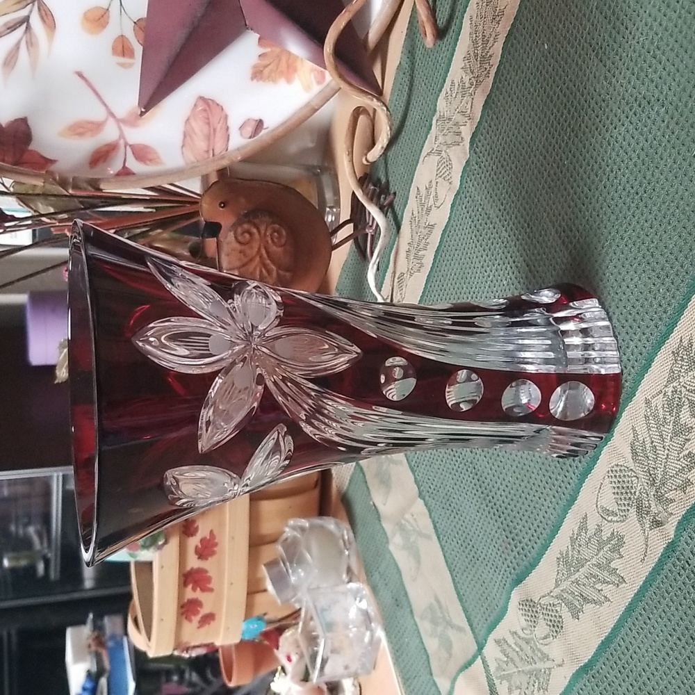 🥀CUT LEAD GLASS TULIP VASE - Picture 2 of 8